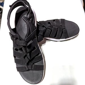 New Ryka size 11 walking athletic sandal